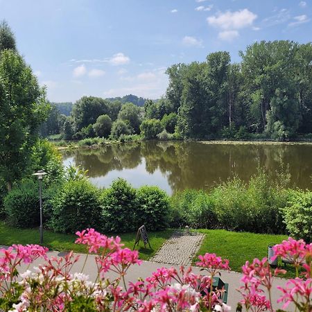 Hotel Restaurant Zum Goldenen Anker Mit Hallenbad & Wellnessbereich Windorf  Exterior photo