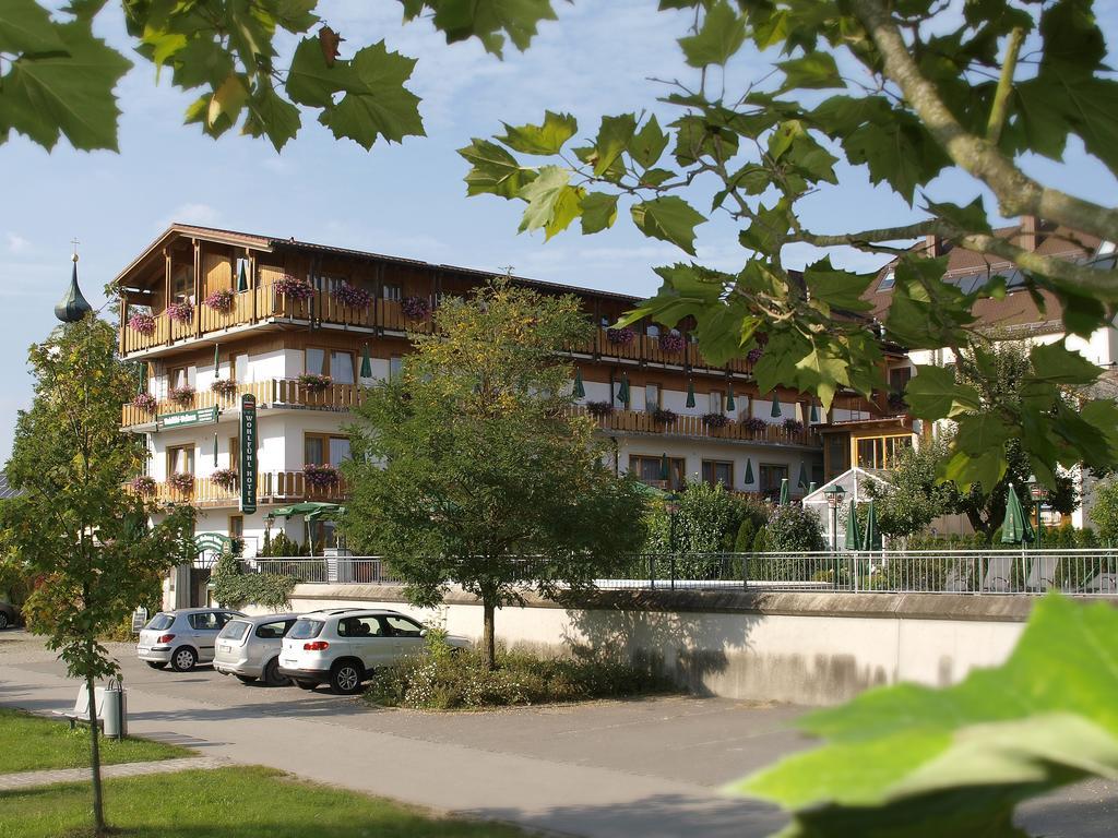 Hotel Restaurant Zum Goldenen Anker Mit Hallenbad & Wellnessbereich Windorf  Exterior photo